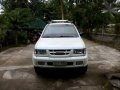 Isuzu Crosswind XUV 2004 White AT -0