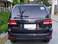Ford Escape 2011 xlt top of the line good as new-3