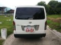 2013 Toyota Hiace Commuter White MT -3