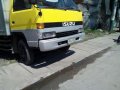 For sale Isuzu elf 18ft close van 4HF1-1