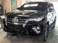 2016 Toyota Fortuner G 4X2 Black AT -0