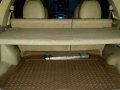 Ford Escape 2011 xlt top of the line good as new-5