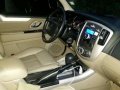 Ford Escape 2011 xlt top of the line good as new-1