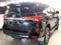 2016 Toyota Fortuner G 4X2 Black AT -3