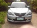 Mazda 2005 Hatchback-1