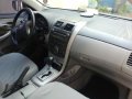 Toyota Corolla 2010 Gasoline Automatic Silver-2