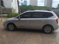 Kia Carens EX 2010 AT Diesel Silver -0
