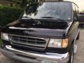 Ford E-150-1