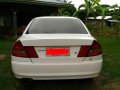 Mitsubishi Lancer GLXi 1999 MT White -3