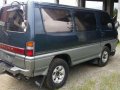 Mitsubishi DELICA 4x4 Turbo Diesel Blue -2