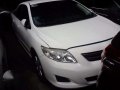 Toyota Corolla Altis White Manual For 290K V-1