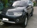 2010 Mitsubishi Montero sport gls matic-0