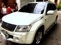 Late 2007 Model Suzuki Grand Vitara w Sunroof full option White Color-7