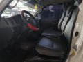 2010 model Toyota Hiace Commuter MT D4D 2008 2009 2011-5