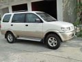 2003 isuzu crosswind xuv-1