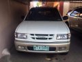 Isuzu Hi-Lander Crosswind XTO 2001 White -0