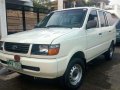 Toyota Revo Dlx MT White 2000 For Sale-0