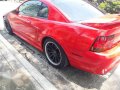 Ford mustang 2000-7