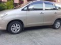 Toyota Innova E 2011mdl Super Fresh-3