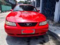 Ford mustang 2000-1