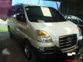 2006 Hyundai Starex CRDi AT White For Sale-4