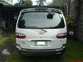 2006 Hyundai Starex CRDi AT White For Sale-1