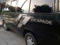 Nissan urvan escapade-5