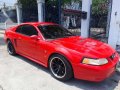 Ford mustang 2000-0
