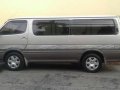 2004 Toyota Hiace Super Grandia 3.0 D-2