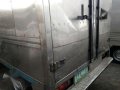 Isuzu closed van( local)-5