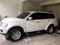mitsubishi montero gls v 2011-0