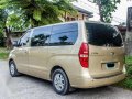 Hyundai Grand Starex 2008 AT Beige-4