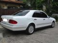 Mercedes Benz E 240 Elegance White AT -2