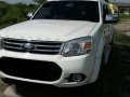 Ford Everest 2014 MT White For Sale-0
