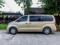 Hyundai Grand Starex 2008 AT Beige-3