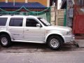 Ford Everest 4X4 2005 Silver AT For Sale-0