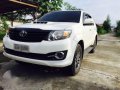 Toyota Fortuner 2015 G AT Diesel For sale Rush!-3