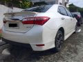 2015 Toyota Corolla Altis 2.0V - Pearl White (Top of the Line)-4