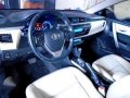 2014 Toyota Corolla Altis V AT Red For Sale-11