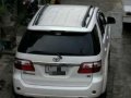 Toyota Fortuner 4x2 2011 White AT For Sale-0