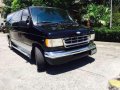 Ford E150 Econoline Chateau Van SUV AUV Sedan-1