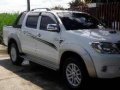 Toyota Hilux 3.0 G 2006 White MT For Sale-7