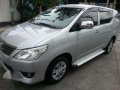 Toyota innova 2012 model-0