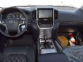 2017 Toyota Land Cruiser LC200 Luxury Platinum BLACK-6