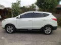 Hyundai Tucson 2010 MT White For Sale-1