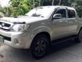 Toyota hilux G 4x4 2010 model-1