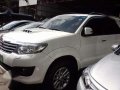 Fortuner G 4X2 Pearl White automatic 25.228kms-0