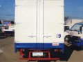 Closed Van Isuzu 4W-2