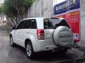 2016 Suzuki Grand Vitara GL AT White -2