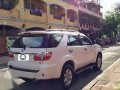 For Sale Toyota Fortuner 2010 2.7 G AT White -1